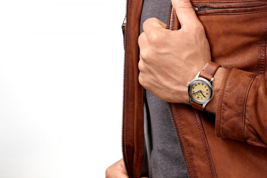 Longines Heritage Military Marine Nationale L2.833.4.93.2